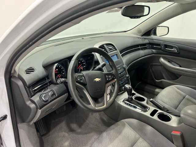 Used 2015 Chevrolet Malibu LS FWD image 9
