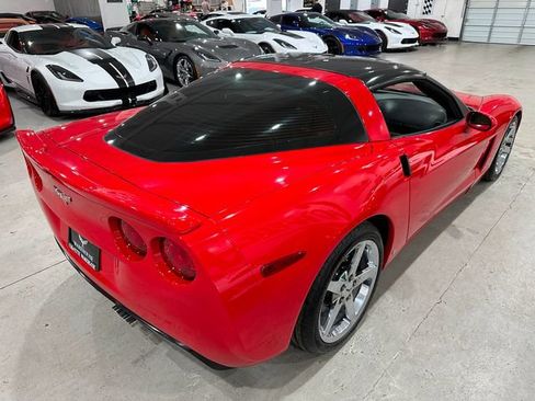 Used 2007 Chevrolet Corvette Coupe w/ Preferred Equipment Group RWD image 23