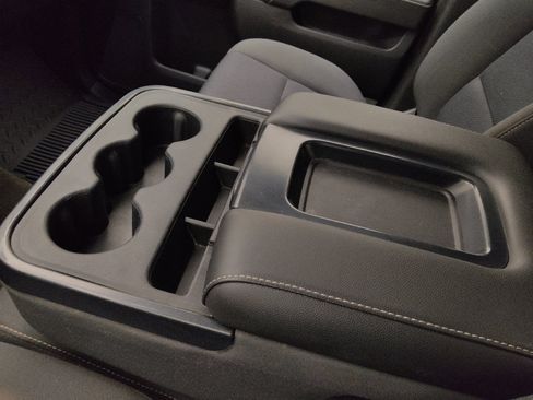 Used 2018 Chevrolet Silverado 1500 LT w/ Texas Edition AWD/4WD image 26