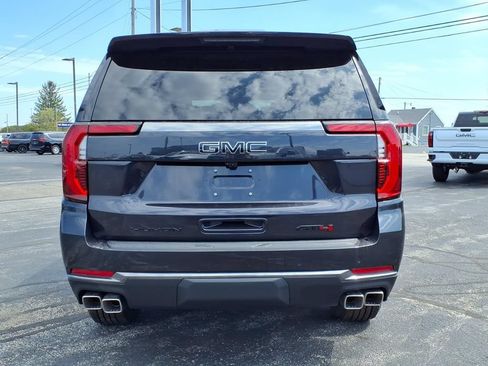 New 2026 GMC Yukon AT4 AWD/4WD image 17