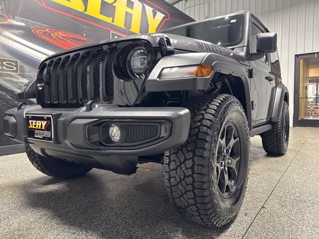 Used 2022 Jeep Wrangler Sport AWD/4WD image 2