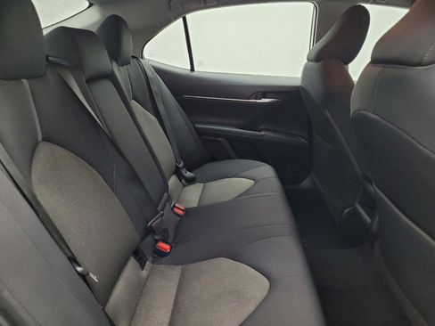 Used 2021 Toyota Camry LE image 19