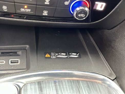 Certified 2023 Buick Enclave Essence w/ Experience Buick Package image 28