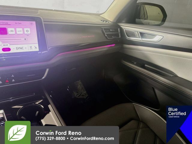 Used 2024 Volkswagen Atlas Peak Edition SEL AWD/4WD image 27