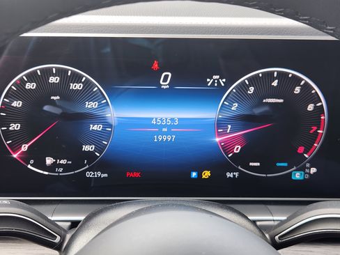 Used 2024 Mercedes-Benz GLS 450 4MATIC w/ AMG Line Exterior image 28