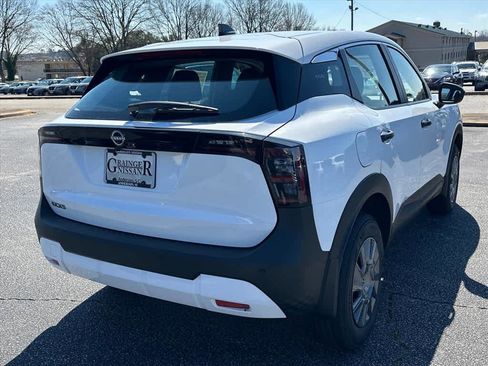 New 2026 Nissan Kicks S image 3