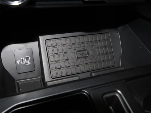 New 2025 Ford F150 XLT w/ Equipment Group 303A High image 17