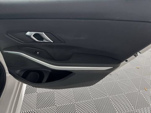Used 2024 BMW 330e RWD image 31