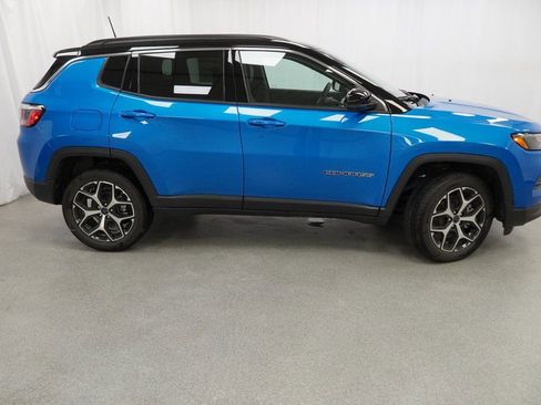New 2026 Jeep Compass Limited AWD/4WD image 9
