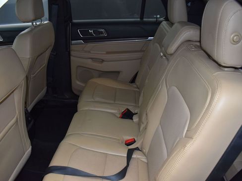 Used 2016 Ford Explorer Limited w/ Equipment Group 301A image 17