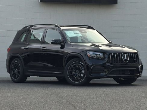 New 2026 Mercedes-Benz GLB 35 AMG 4MATIC image 2
