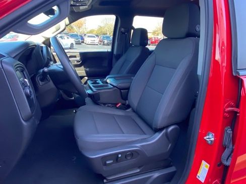 Used 2023 Chevrolet Silverado 1500 Custom image 13