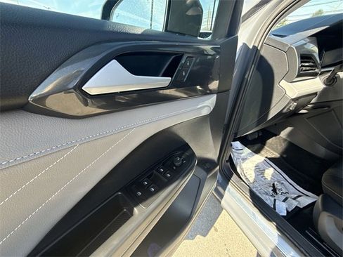 Used 2024 Volkswagen Taos SEL image 13