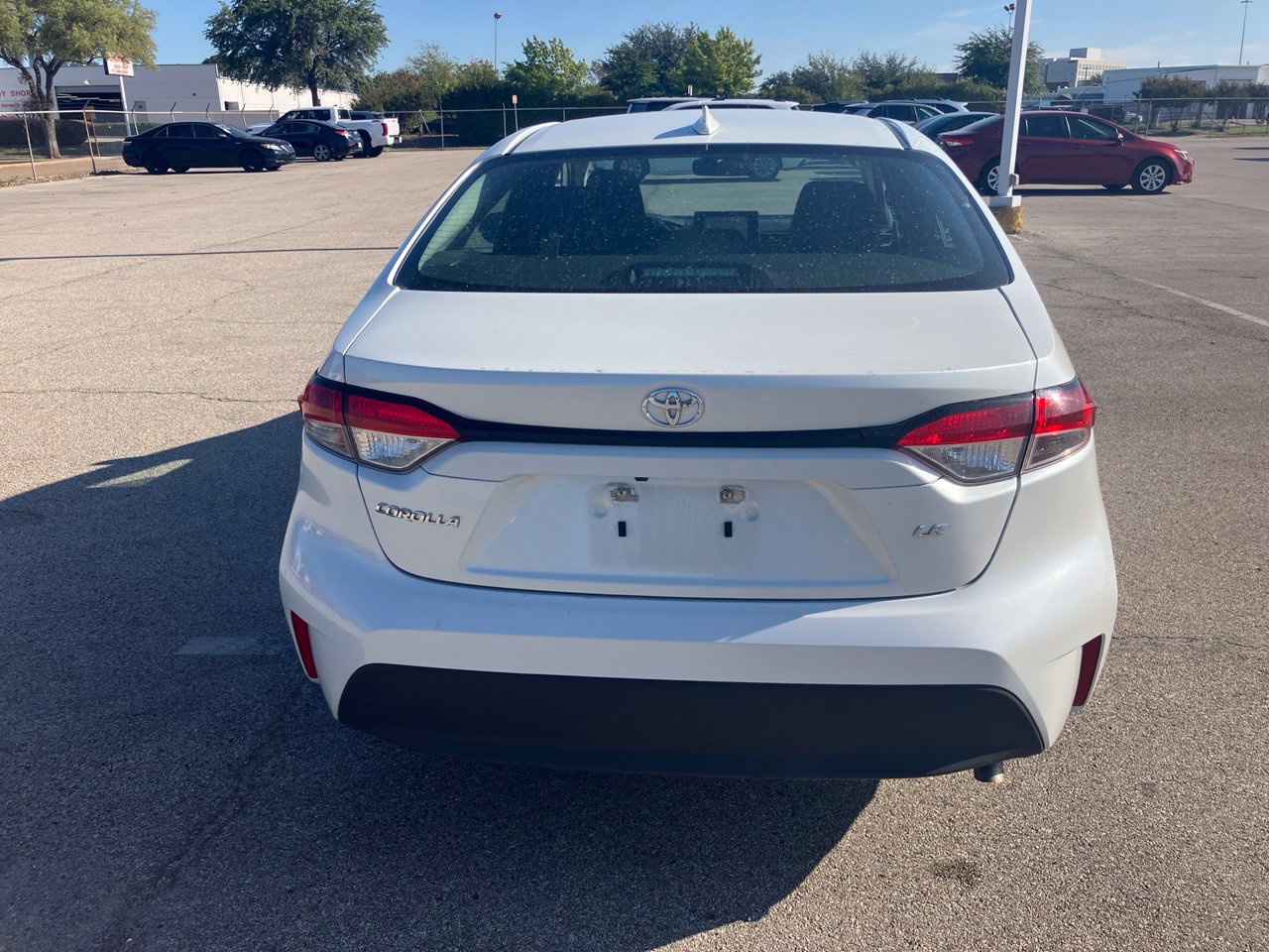 Used 2025 Toyota Corolla LE FWD image 4