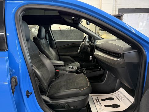 Used 2023 Ford Mustang Mach-E GT image 27