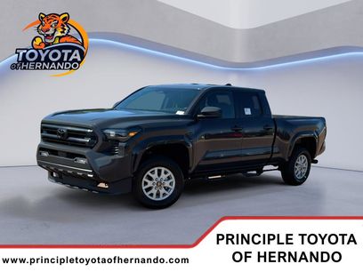 New 2025 Toyota Tacoma SR5