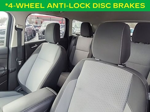 Used 2019 Ford Escape SE image 17