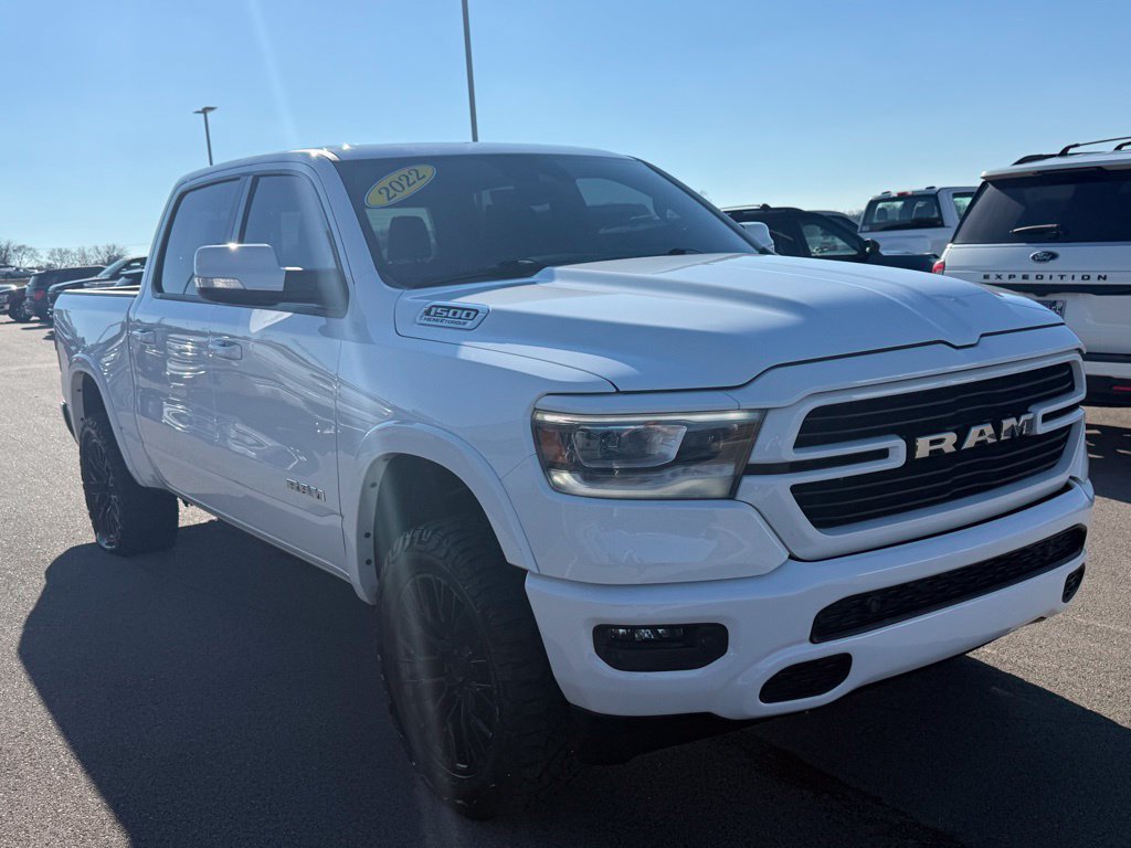 Used 2022 RAM 1500 Laramie AWD/4WD image 2