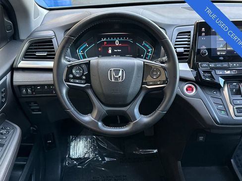 Certified 2018 Honda Odyssey EX-L image 16