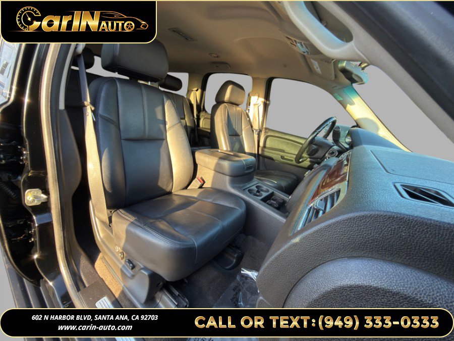 Used 2009 Chevrolet Tahoe LT w/ Luxury Package AWD/4WD image 30