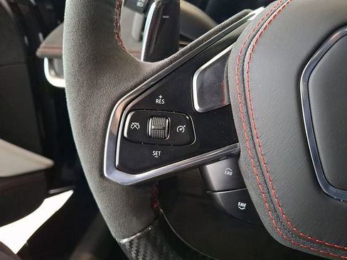 Used 2023 Chevrolet Corvette Z06 RWD image 12