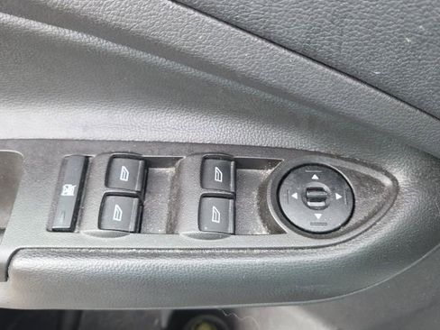 Used 2017 Ford Escape S image 23