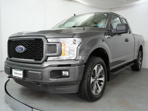 Used 2020 Ford F150 XL w/ Equipment Group 101A Mid image 3
