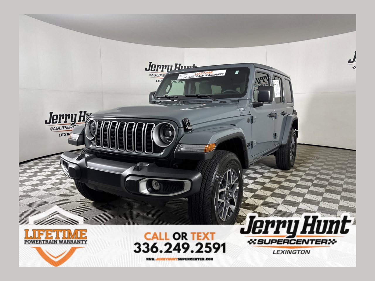 Used 2026 Jeep Wrangler Unlimited Sahara AWD/4WD image 1
