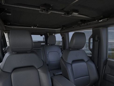 New 2025 Ford Bronco Badlands image 12