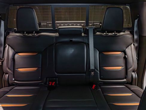 Used 2025 GMC Sierra 1500 AT4 w/ Technology Package image 26