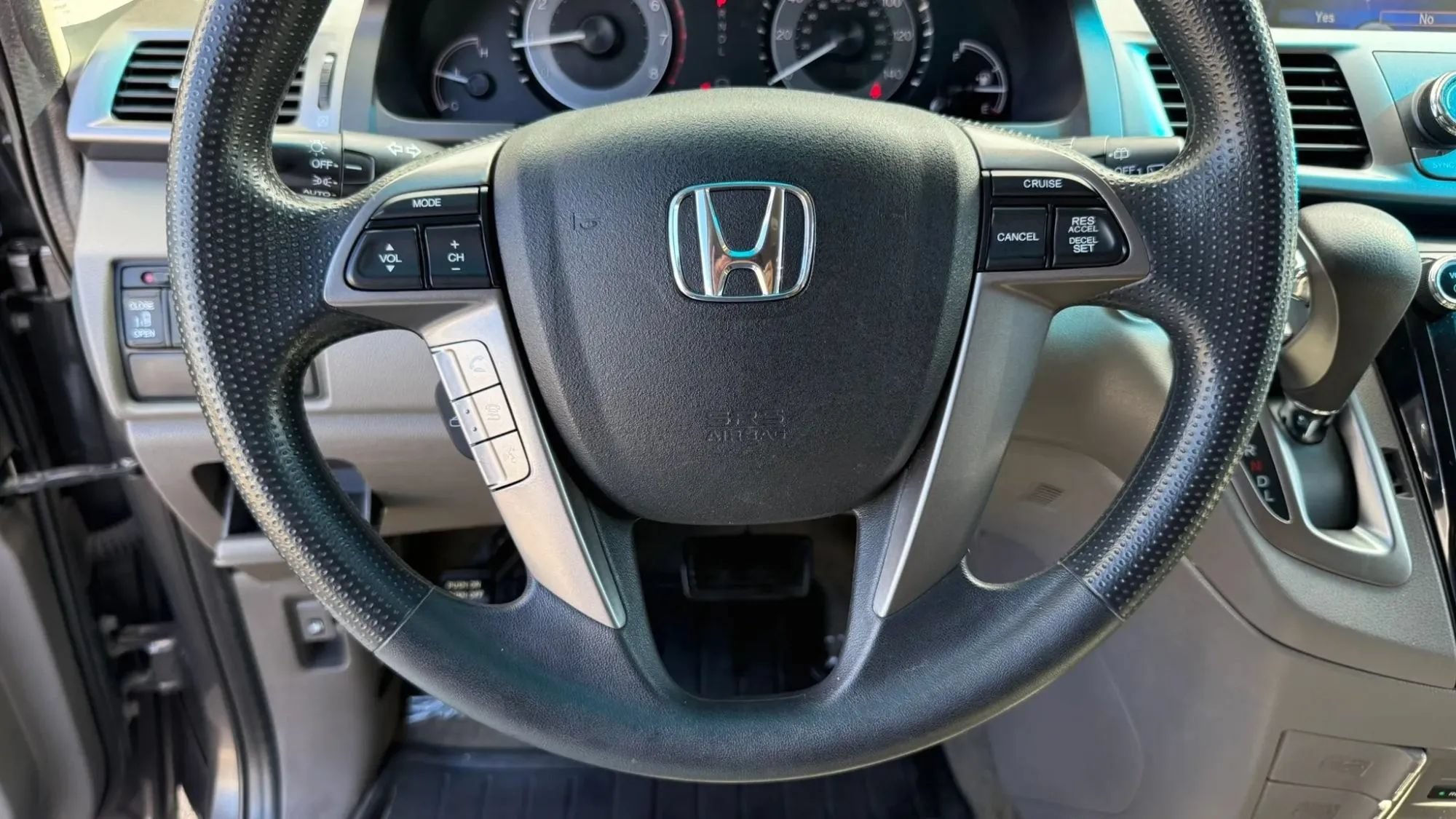 Used 2016 Honda Odyssey SE image 19