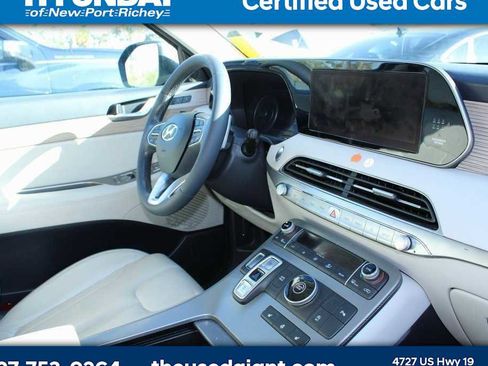 Used 2022 Hyundai Palisade SEL w/ 8P Bench Seat Package image 6