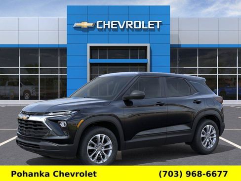 New 2026 Chevrolet TrailBlazer LS w/ LS Confidence Package FWD image 2