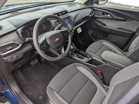 Used 2023 Chevrolet TrailBlazer LT FWD image 23