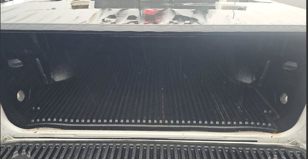 Used 2023 RAM 1500 Laramie RWD image 19