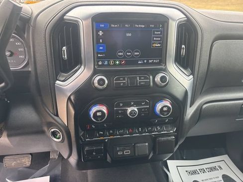 Used 2019 GMC Sierra 1500 SLT w/ Driver Alert Package I AWD/4WD image 23