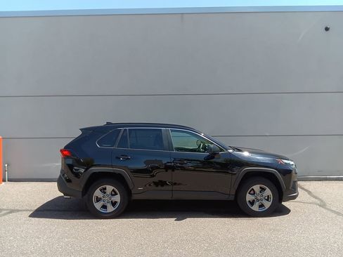Certified 2025 Toyota RAV4 LE AWD/4WD image 2