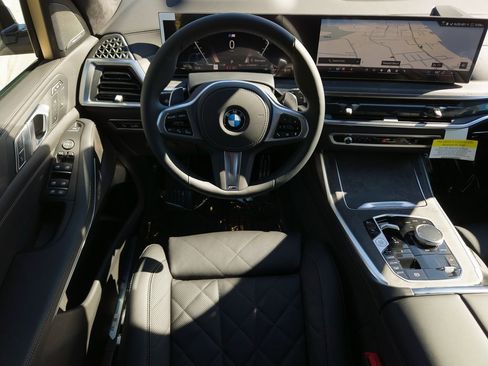 New 2026 BMW X7 xDrive40i w/ M Sport Package image 19