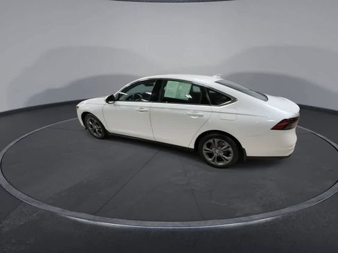 Certified 2023 Honda Accord EX image 6