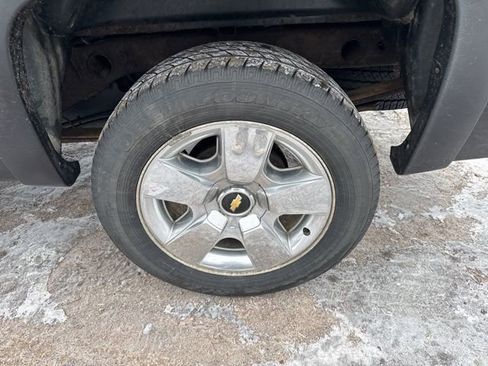 Used 2010 Chevrolet Silverado 1500 LTZ w/ Convenience Package image 6