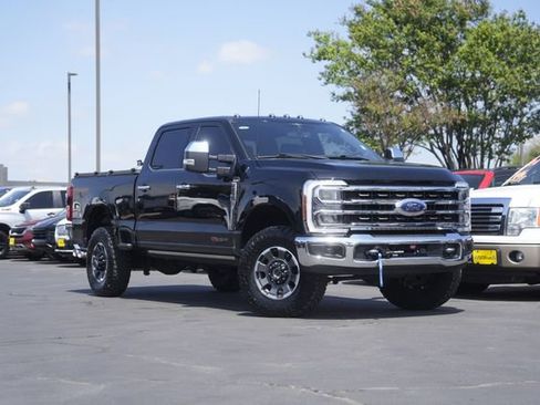 Used 2023 Ford F250 King Ranch w/ Tremor Off-Road Package image 2