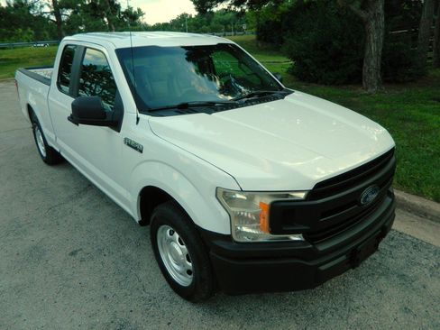Used 2018 Ford F150 XL RWD image 3