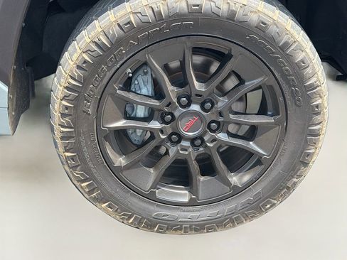 Used 2024 Toyota Tundra SR5 w/ SR5 Convenience Package AWD/4WD image 10