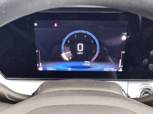 Used 2024 Chevrolet Trax LT image 16