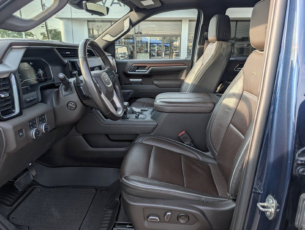 Used 2023 GMC Sierra 1500 Denali w/ Denali Reserve Package AWD/4WD image 25