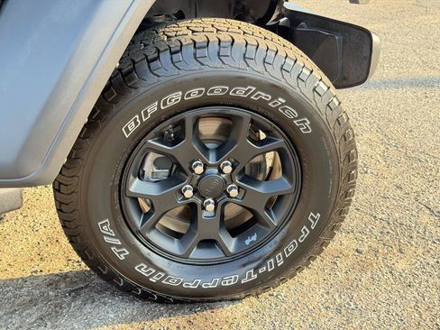 Used 2021 Jeep Wrangler Unlimited Sport AWD/4WD image 94