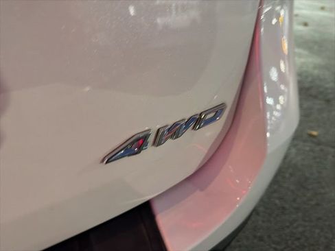 Used 2022 Ford Explorer Limited w/ Limited Technology Package image 10