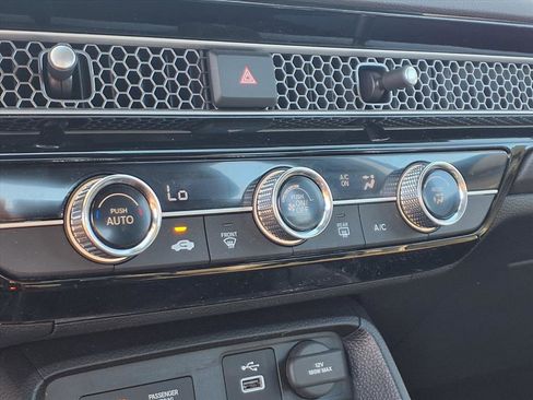 Used 2024 Honda Civic Sport image 17