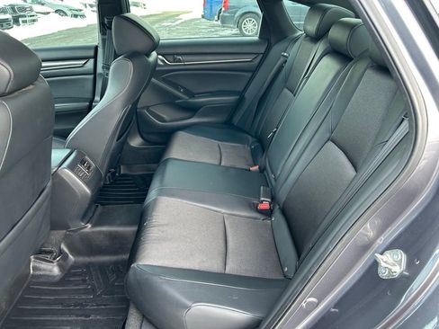 Used 2018 Honda Accord Sport image 24