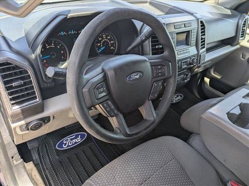 Used 2015 Ford F150 XLT AWD/4WD image 10